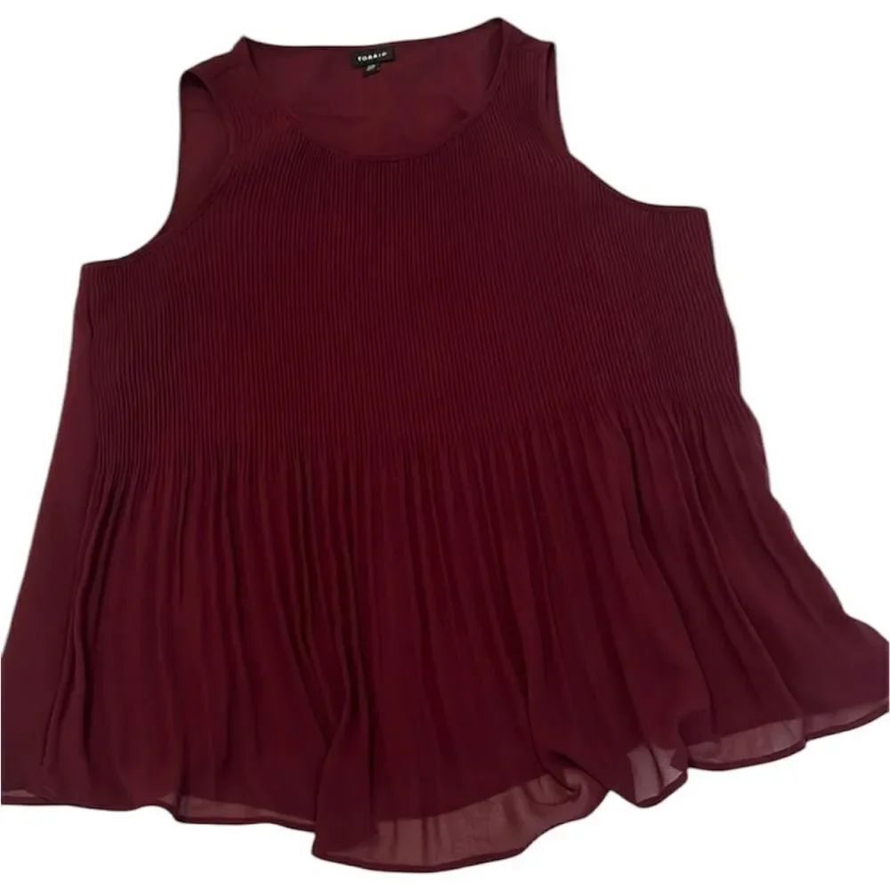 Torrid size 00 = M/L burgundy sleeveless pleated flowy sheer tank top EUC
